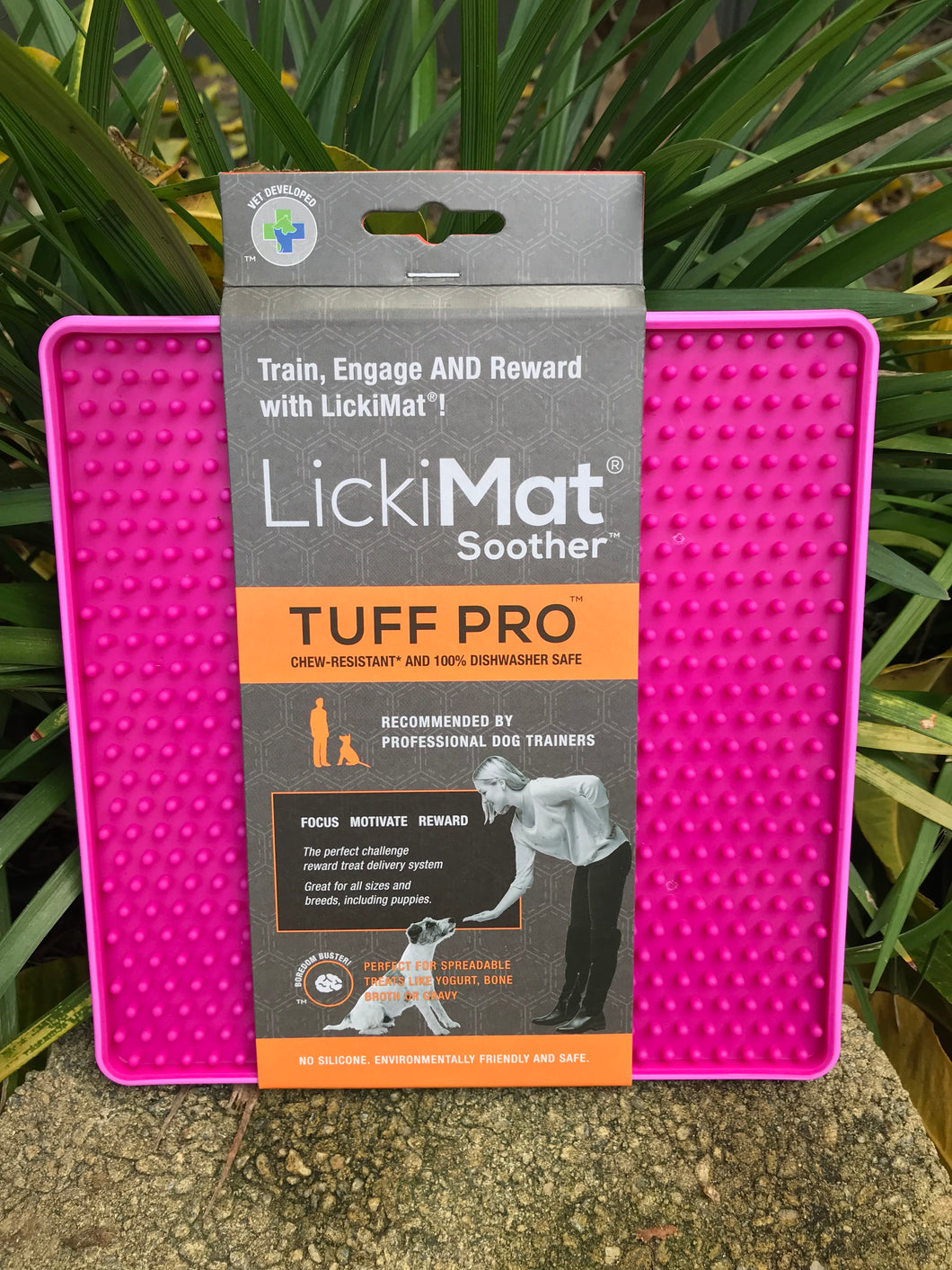 Lickimat PRO Tuff Soother